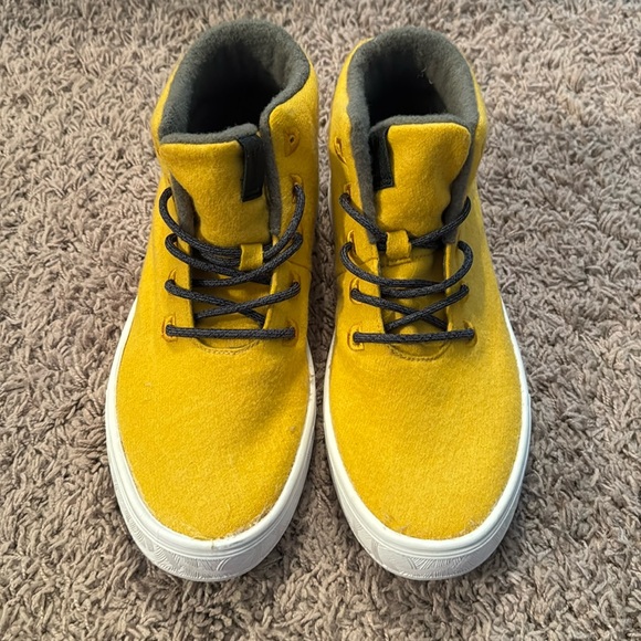 Brand new never worn, bright yellow with gray accent lace up booty! - Picture 1 of 8